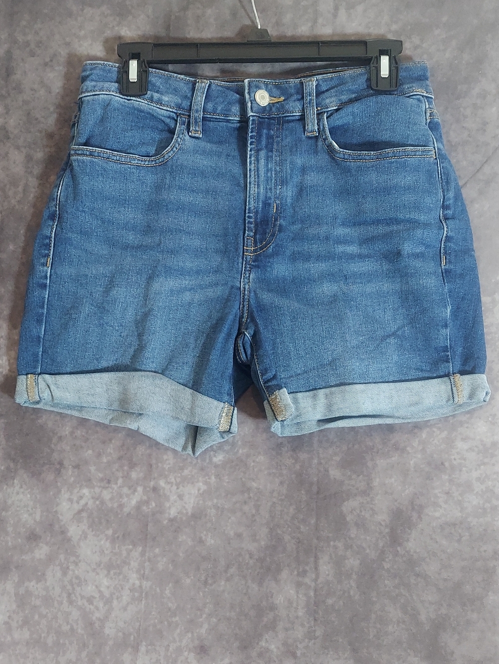 Old Navy Dark Wash High-Rise Cuffed Denim Shorts Size 6 EUC - Picture 2 of 8